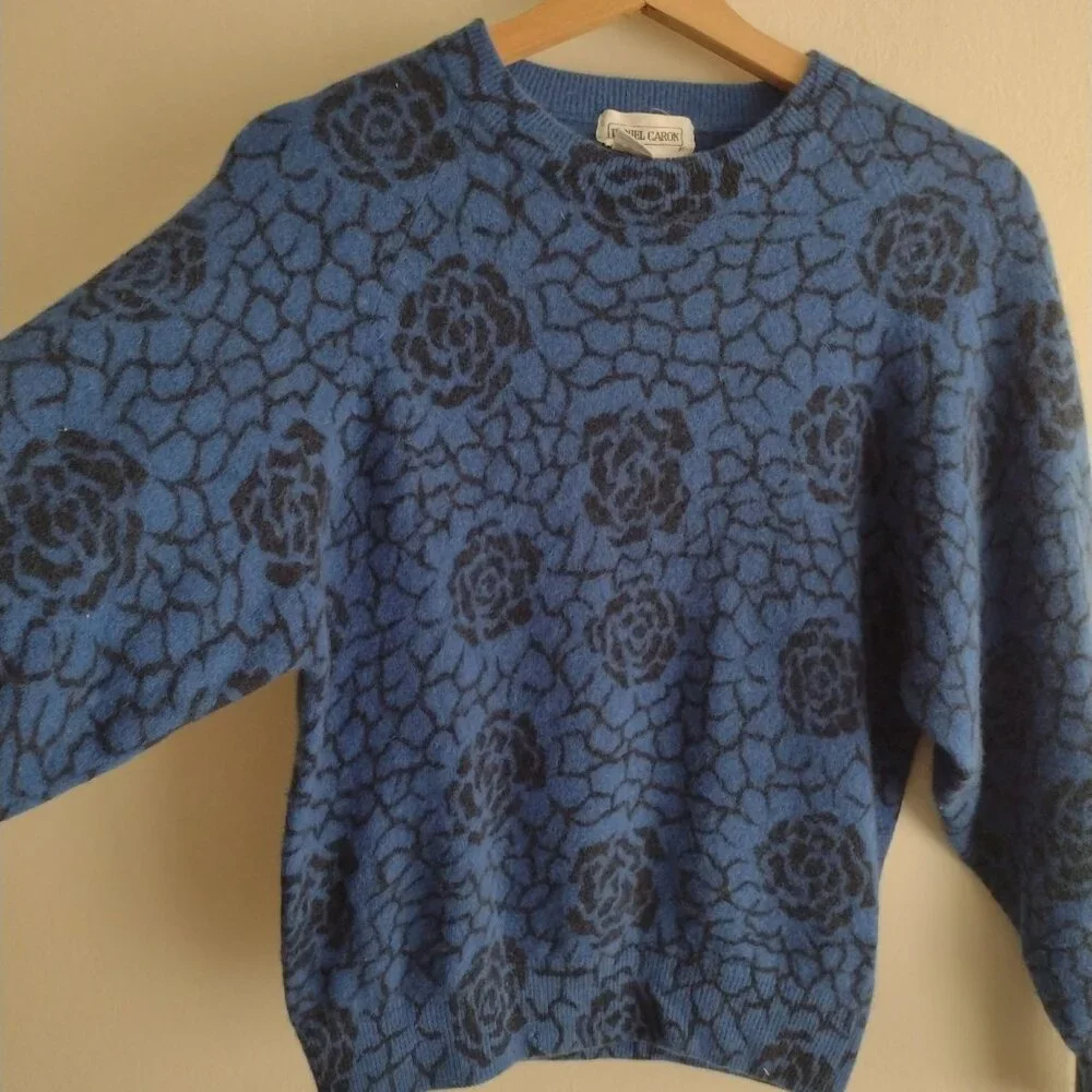 Vtg 90s Y2K Lambswool & Angora Sweater S M Daniel Caron Floral Pattern Pullover - Picture 3 of 7